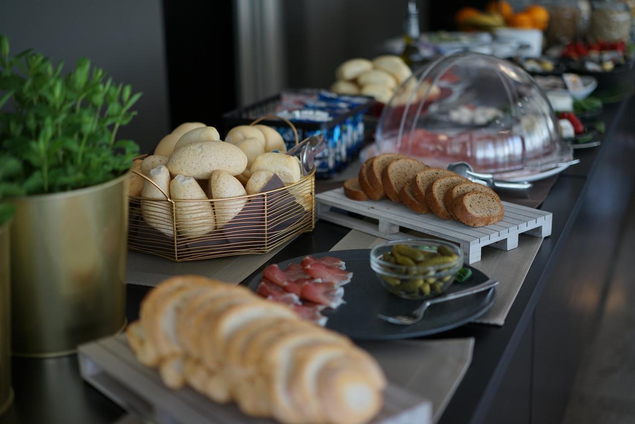 Hotel Aplo - Breakfast Experience Cervia Luaran gambar