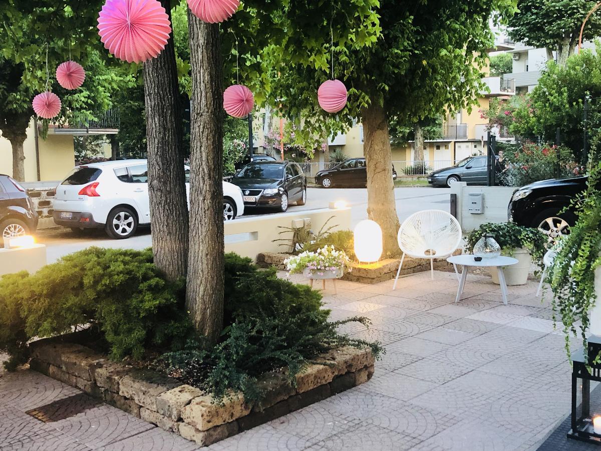 Hotel Aplo - Breakfast Experience Cervia Luaran gambar